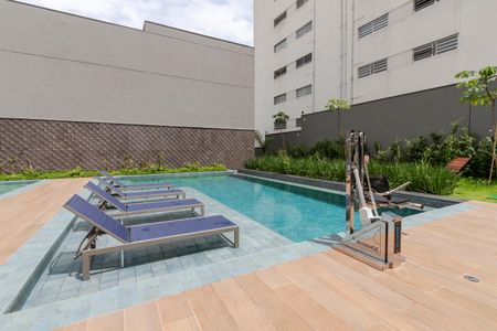 Apartamento à venda com 61m², 2 quartos e 1 vaga Apartamento à venda com 61m², 2 quartos e 1 vagaPiscina