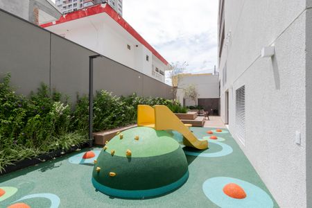 Apartamento à venda com 61m², 2 quartos e 1 vaga Apartamento à venda com 61m², 2 quartos e 1 vagaPlayground