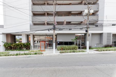 Apartamento à venda com 61m², 2 quartos e 1 vaga Apartamento à venda com 61m², 2 quartos e 1 vagaFachada