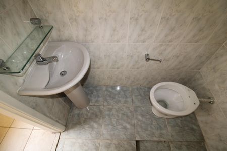 Casa à venda com 150m², 3 quartos e 2 vagasÁrea de Serviço - Banheiro