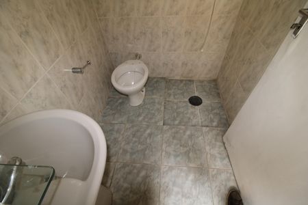 Casa à venda com 150m², 3 quartos e 2 vagasÁrea de Serviço - Banheiro