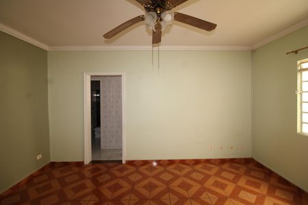 Casa à venda com 150m², 3 quartos e 2 vagasSala 2