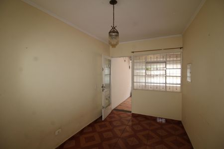 Casa à venda com 150m², 3 quartos e 2 vagasSala