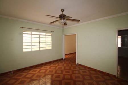 Casa à venda com 150m², 3 quartos e 2 vagasSala 2
