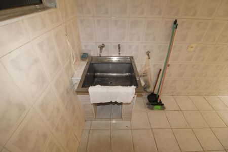 Casa à venda com 150m², 3 quartos e 2 vagasÁrea de Serviço