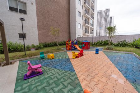 Apartamento para alugar com 33m², 2 quartos e sem vaga Apartamento para alugar com 33m², 2 quartos e sem vagaÁrea comum - Playground