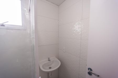 Apartamento para alugar com 33m², 2 quartos e sem vaga Apartamento para alugar com 33m², 2 quartos e sem vagaBanheiro