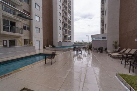 Apartamento para alugar com 33m², 2 quartos e sem vaga Apartamento para alugar com 33m², 2 quartos e sem vagaÁrea comum - Piscina