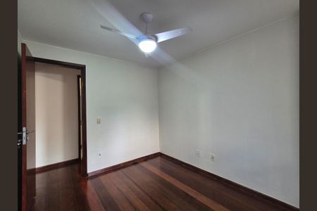 Apartamento à venda com 74m², 2 quartos e 1 vaga
