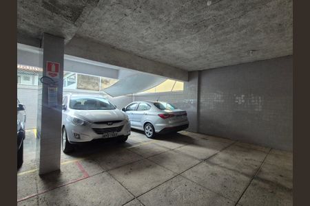 Apartamento à venda com 74m², 2 quartos e 1 vaga