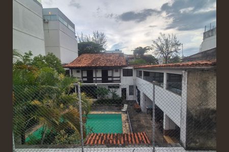 Apartamento à venda com 74m², 2 quartos e 1 vaga