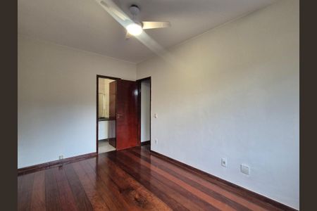 Apartamento à venda com 74m², 2 quartos e 1 vaga