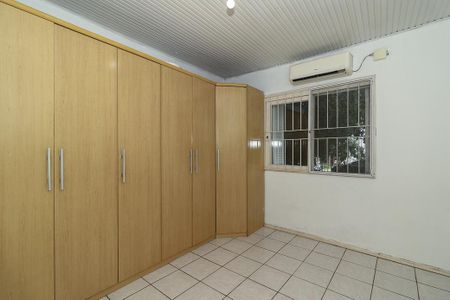 Quarto 2 de casa para alugar com 2 quartos, 74m² em Cristo Redentor, Porto Alegre