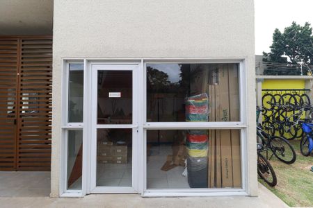 Apartamento para alugar com 40m², 2 quartos e 1 vaga Apartamento para alugar com 40m², 2 quartos e 1 vagaMercado