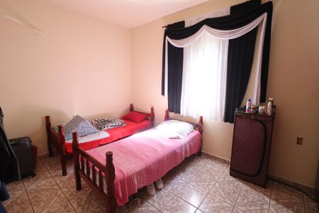 Quarto 3 de casa para alugar com 3 quartos, 280m² em Jardim Roberto, Osasco