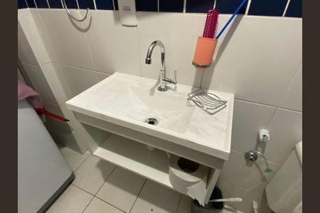 Apartamento à venda com 44m², 1 quarto e sem vagaBanheiro