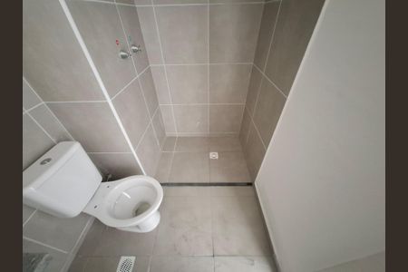 Banheiro  de apartamento para alugar com 1 quarto, 30m² em Centro, Rio de Janeiro