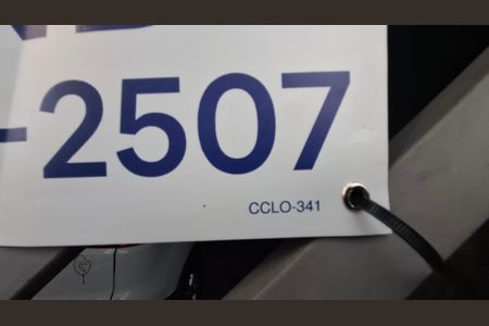 Casa à venda com 230m², 2 quartos e 2 vagasCód plaquinha