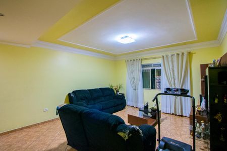 Casa à venda com 230m², 2 quartos e 2 vagasSala