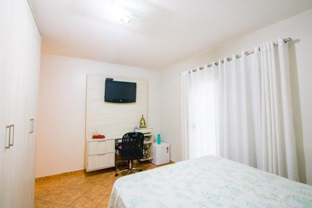 Casa à venda com 230m², 2 quartos e 2 vagasQuarto 1 - Suíte