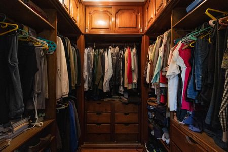 Casa à venda com 280m², 4 quartos e 5 vagasCloset da suíte 2