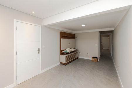 Sala de casa para alugar com 3 quartos, 137m² em Jardim Iracema, São Paulo