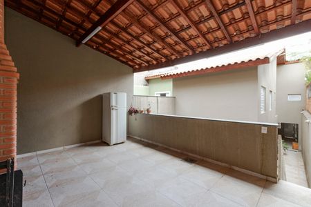 Casa para alugar com 137m², 3 quartos e 2 vagasTerraço