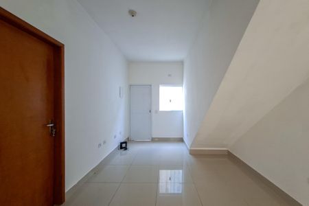 Sala de casa de condomínio para alugar com 2 quartos, 71m² em Vila Tupi, Praia Grande
