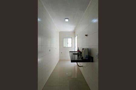 Cozinha  de casa de condomínio para alugar com 2 quartos, 71m² em Vila Tupi, Praia Grande