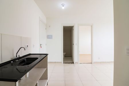 Apartamento à venda com 34m², 2 quartos e sem vaga Apartamento à venda com 34m², 2 quartos e sem vagaCozinha e Área de Serviço