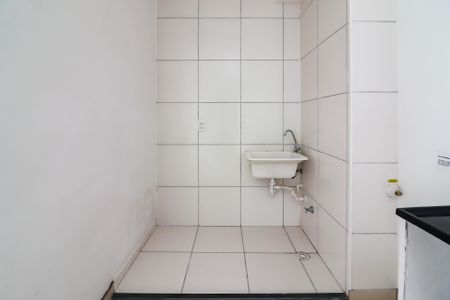 Apartamento à venda com 34m², 2 quartos e sem vaga Apartamento à venda com 34m², 2 quartos e sem vagaCozinha e Área de Serviço