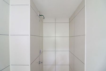 Apartamento à venda com 34m², 2 quartos e sem vaga Apartamento à venda com 34m², 2 quartos e sem vagaBanheiro