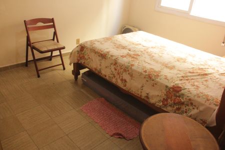 Quarto de apartamento para alugar com 1 quarto, 55m² em Boqueirão, Santos