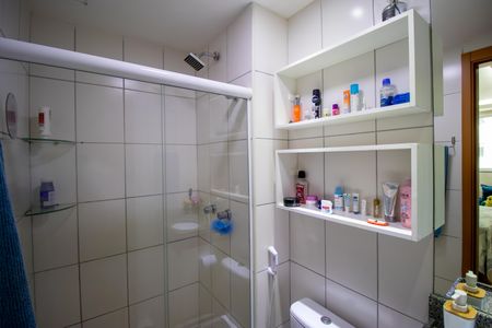 Apartamento para alugar com 51m², 2 quartos e 1 vaga Apartamento para alugar com 51m², 2 quartos e 1 vagaBanheiro da Suíte