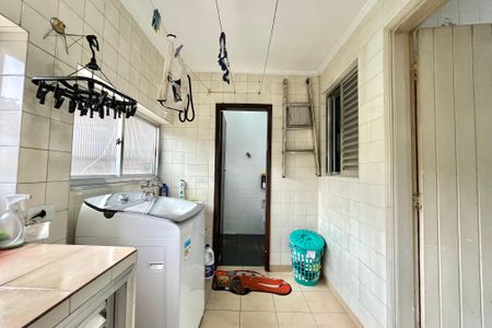 Casa à venda com 80m², 2 quartos e 1 vagaÁrea de Serviço