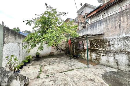 Casa à venda com 80m², 2 quartos e 1 vagaQuintal