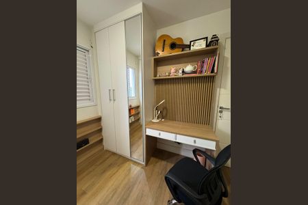 Apartamento à venda com 100m², 3 quartos e 2 vagasQuarto
