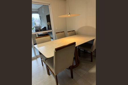 Apartamento à venda com 100m², 3 quartos e 2 vagasSala