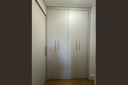 Apartamento à venda com 100m², 3 quartos e 2 vagasQuarto