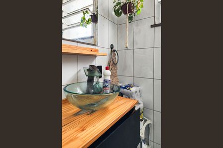 Apartamento à venda com 80m², 4 quartos e sem vaga Apartamento à venda com 80m², 4 quartos e sem vagaBanheiro