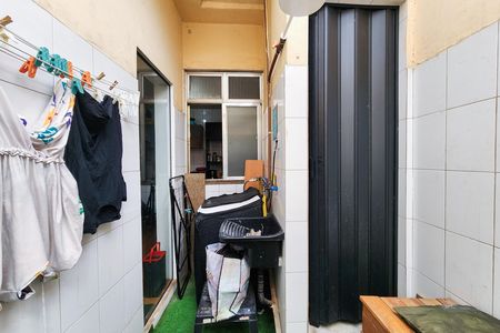 Apartamento à venda com 80m², 4 quartos e sem vaga Apartamento à venda com 80m², 4 quartos e sem vagaÁrea