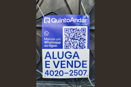 Apartamento à venda com 80m², 4 quartos e sem vaga Apartamento à venda com 80m², 4 quartos e sem vagaPlaca CNLP-36