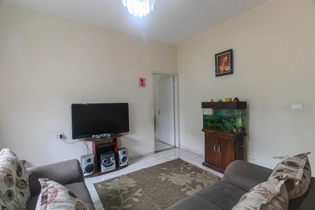 Sala de casa para alugar com 7 quartos, 200m² em São Lucas, São Paulo