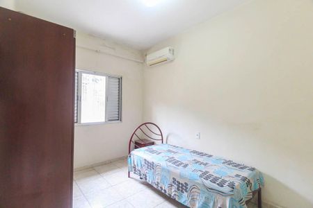Casa à venda com 280m², 7 quartos e 3 vagas Casa à venda com 280m², 7 quartos e 3 vagasQuarto 1