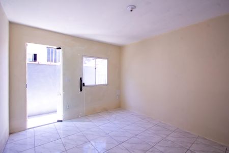 Sala de casa para alugar com 1 quarto, 50m² em Gradim, São Gonçalo