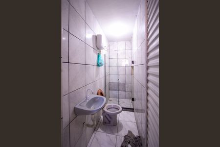 Banheiro de casa para alugar com 1 quarto, 50m² em Gradim, São Gonçalo