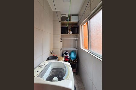 Apartamento à venda com 60m², 2 quartos e 1 vagaÁrea de Serviço