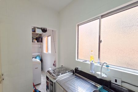 Apartamento à venda com 60m², 2 quartos e 1 vagaCozinha 