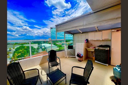 Casa à venda com 160m², 3 quartos e 4 vagasÁrea de Serviço