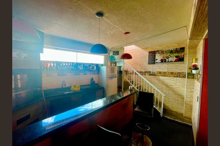 Casa à venda com 160m², 3 quartos e 4 vagasGaragem